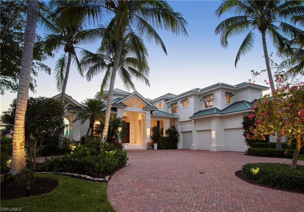 222 Mermaids Bight NAPLES, FL 34103