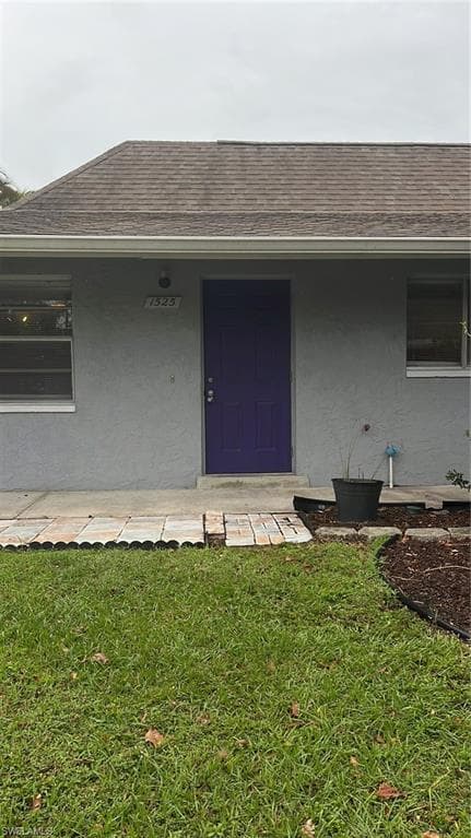 1525 Maple DR FORT MYERS, FL 33907