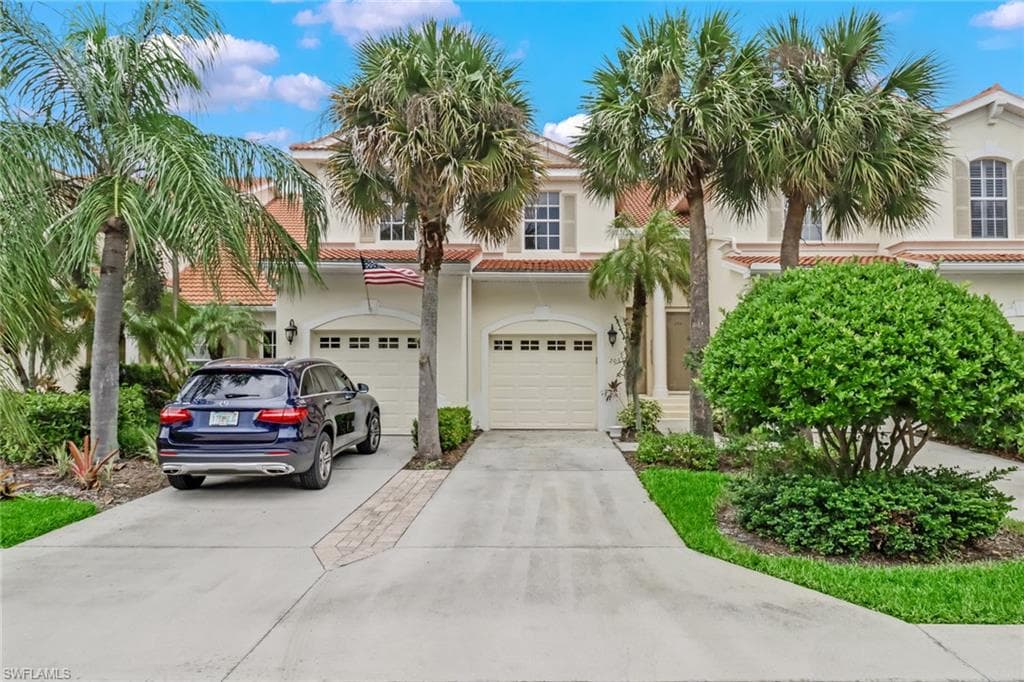 4670 Winged Foot CT 203 NAPLES, FL 34112