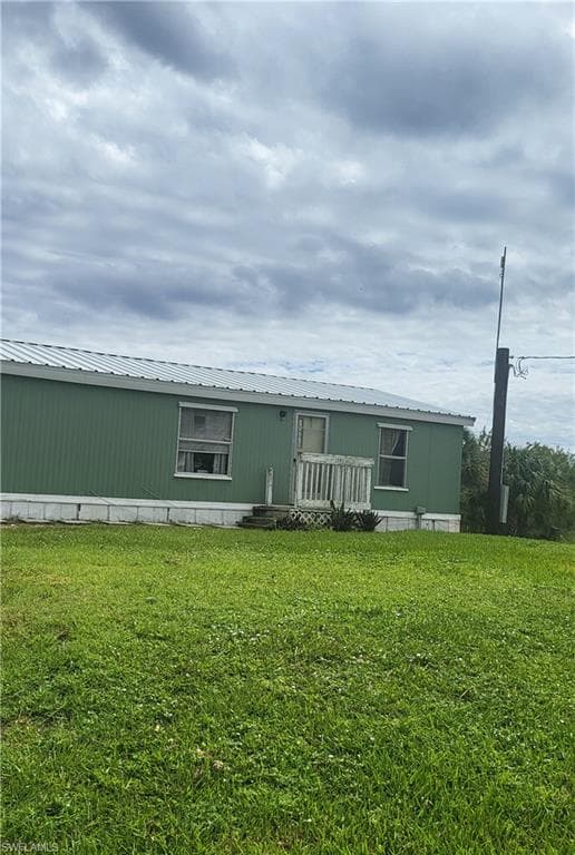 1302 Click DR MOORE HAVEN, FL 33471