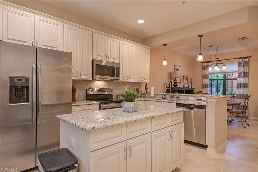 11861 Nalda ST 12205 FORT MYERS, FL 33912