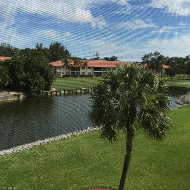 200 Forest Lakes BLVD 303 NAPLES, FL 34105