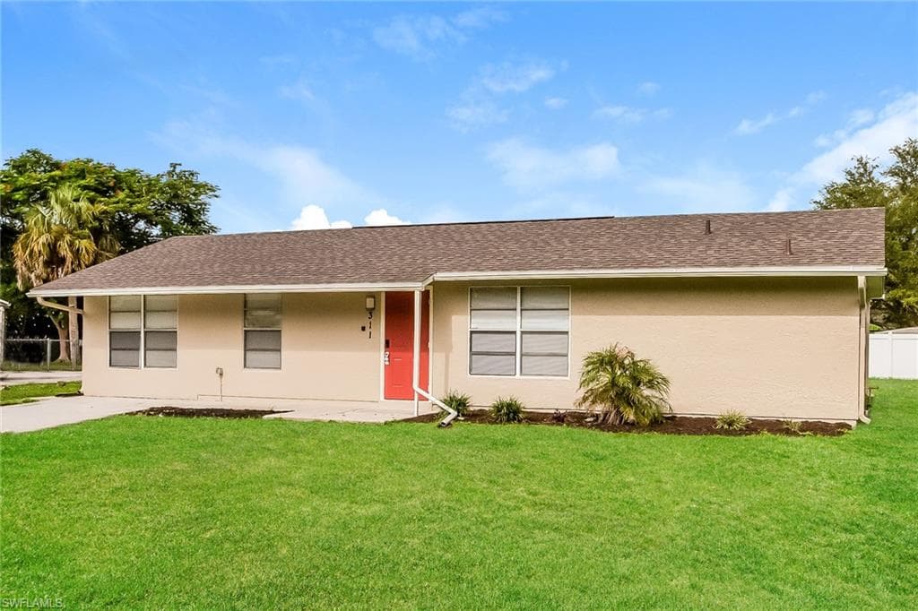 311 Dartmouth AVE LEHIGH ACRES, FL 33936