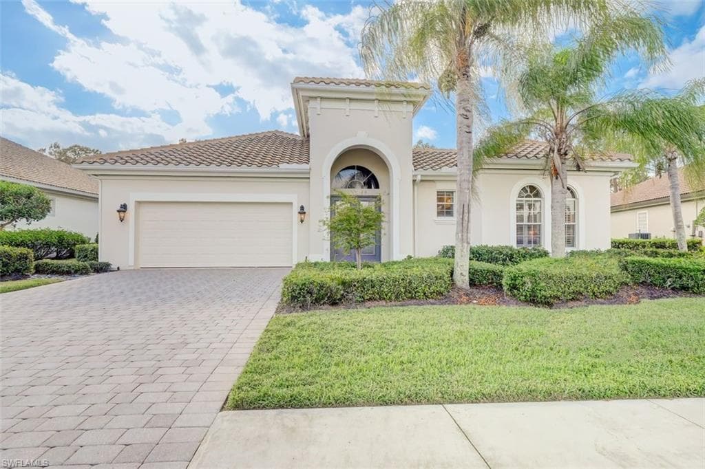 16092 Parque LN NAPLES, FL 34110
