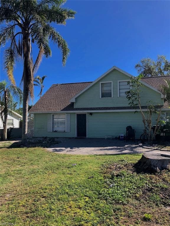 27673 Los Amigos LN BONITA SPRINGS, FL 34135