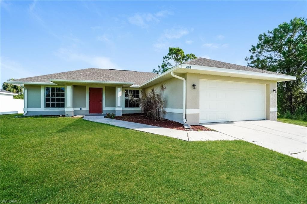 3202 42nd ST SW LEHIGH ACRES, FL 33976