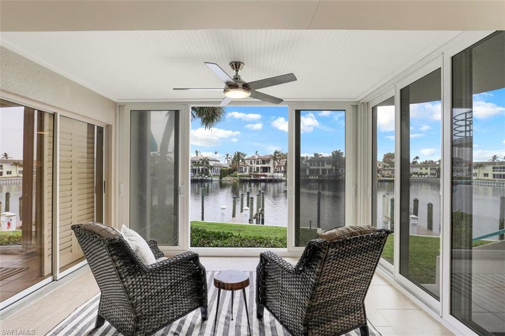 255 Park Shore DR 3-311 NAPLES, FL 34103