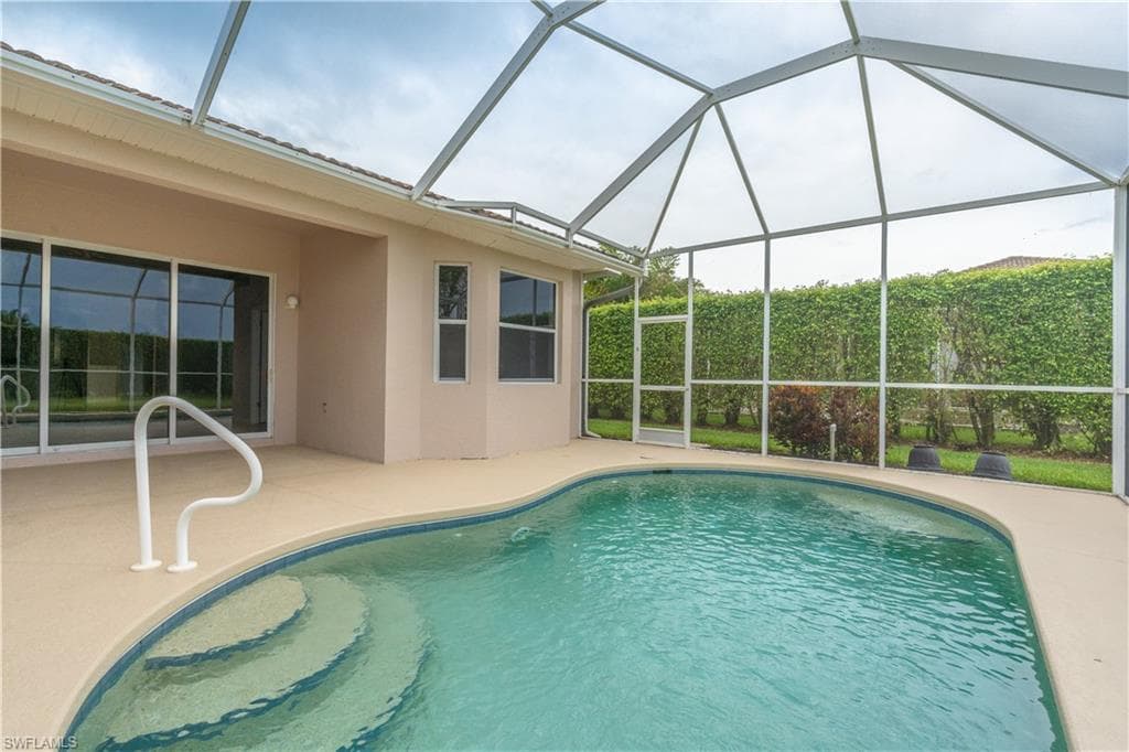 6705 Calumet DR NAPLES, FL 34113