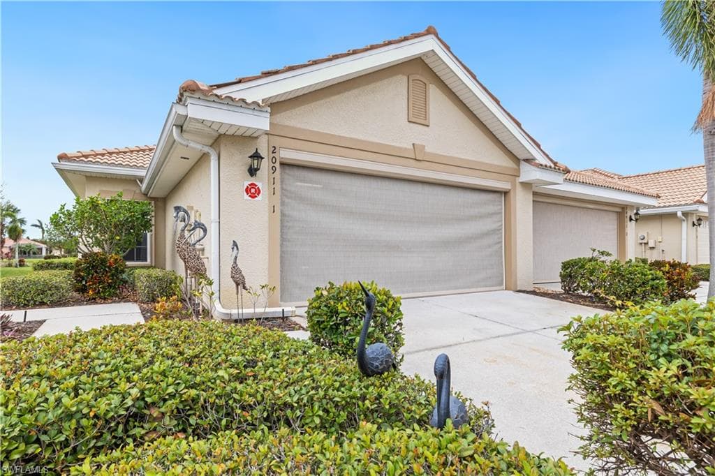 20911 Calle Cristal LN 1 NORTH FORT MYERS, FL 33917
