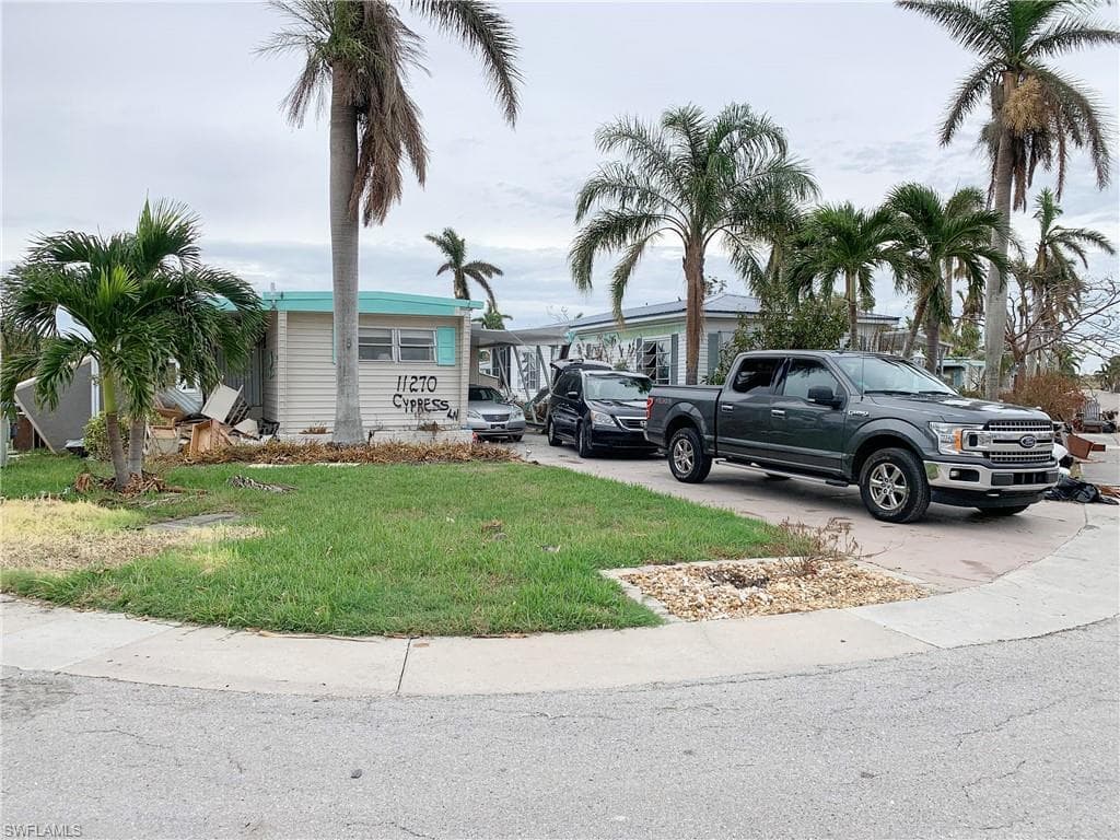 11270 Cypress LN FORT MYERS BEACH, FL 33931