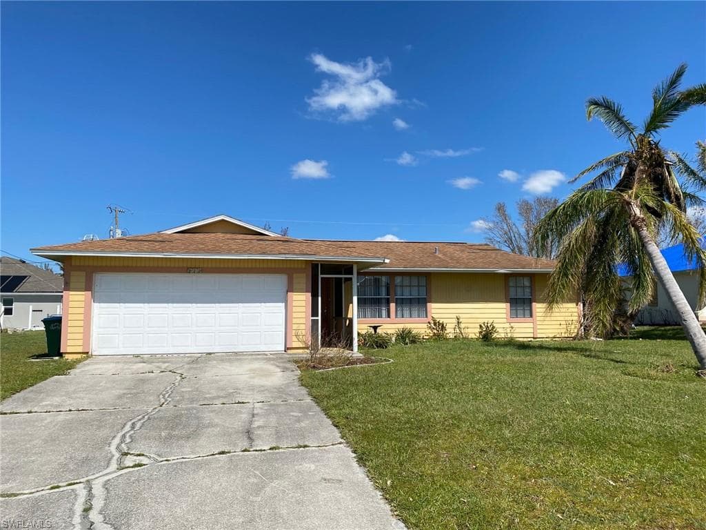 923 SW 29th TER CAPE CORAL, FL 33914
