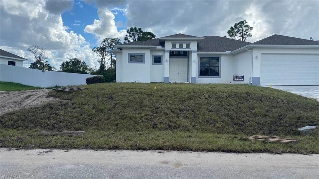 3911 ORDANCE ST LEHIGH ACRES, FL 33971