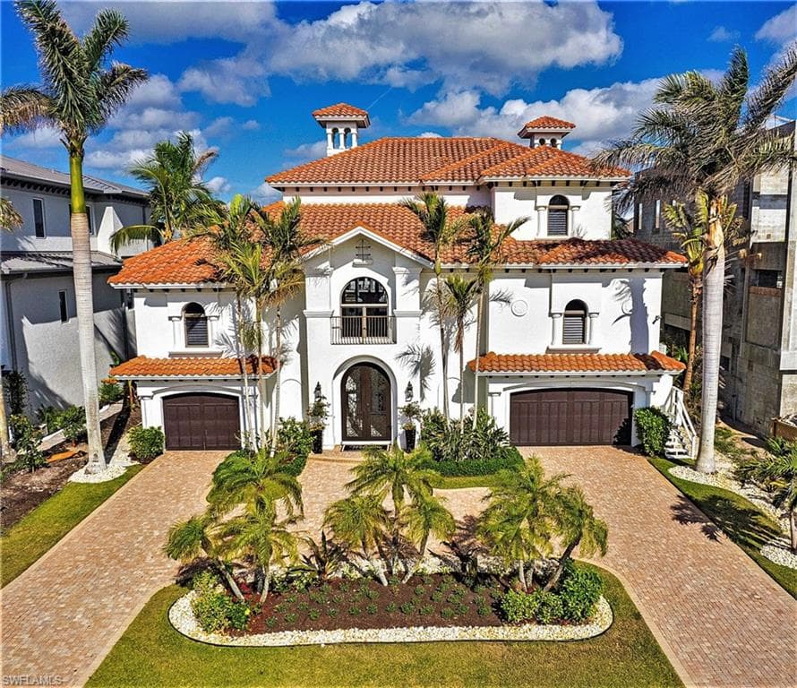 403 SEABEE AVE NAPLES, FL 34108