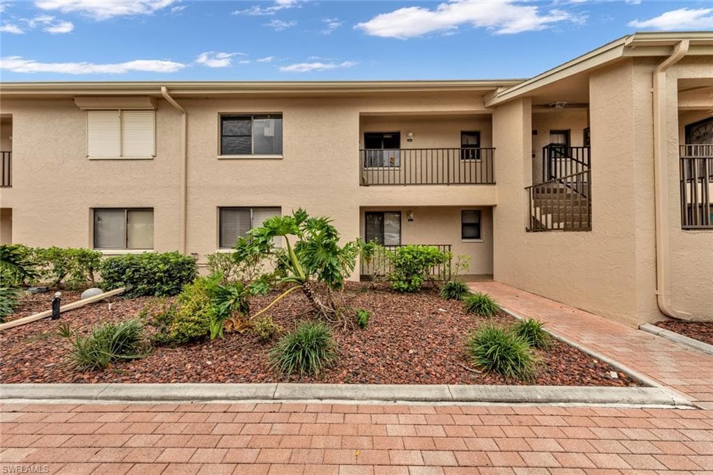 3714 SE 12th AVE 103 CAPE CORAL, FL 33904