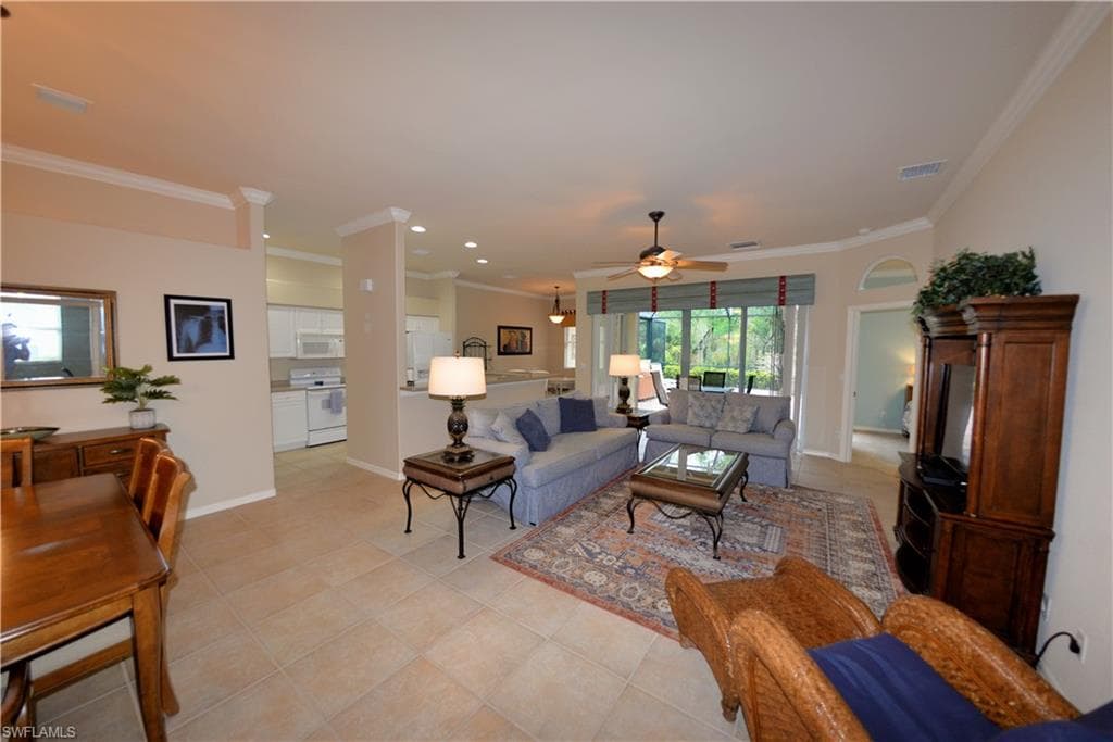11287 Wine Palm RD FORT MYERS, FL 33966