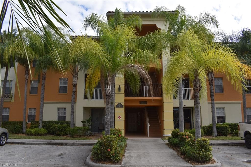3973 Pomodoro CIR 104 CAPE CORAL, FL 33909