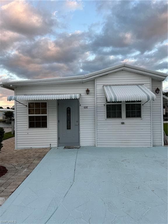 438 Cheetah DR 438 NAPLES, FL 34114