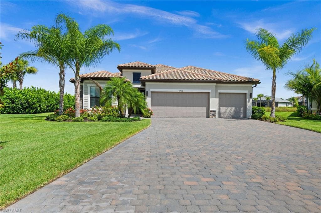 17916 Blossom Hill CT ESTERO, FL 33928