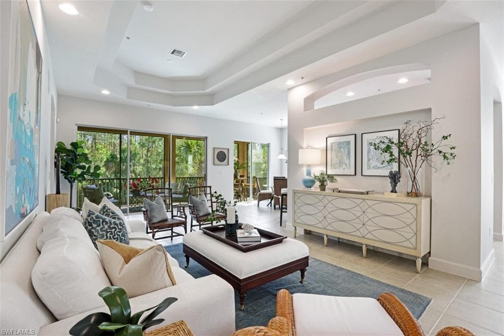 9512 Ironstone TER 3-202 NAPLES, FL 34120