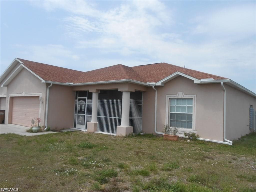 2126 Nelson RD N CAPE CORAL, FL 33993