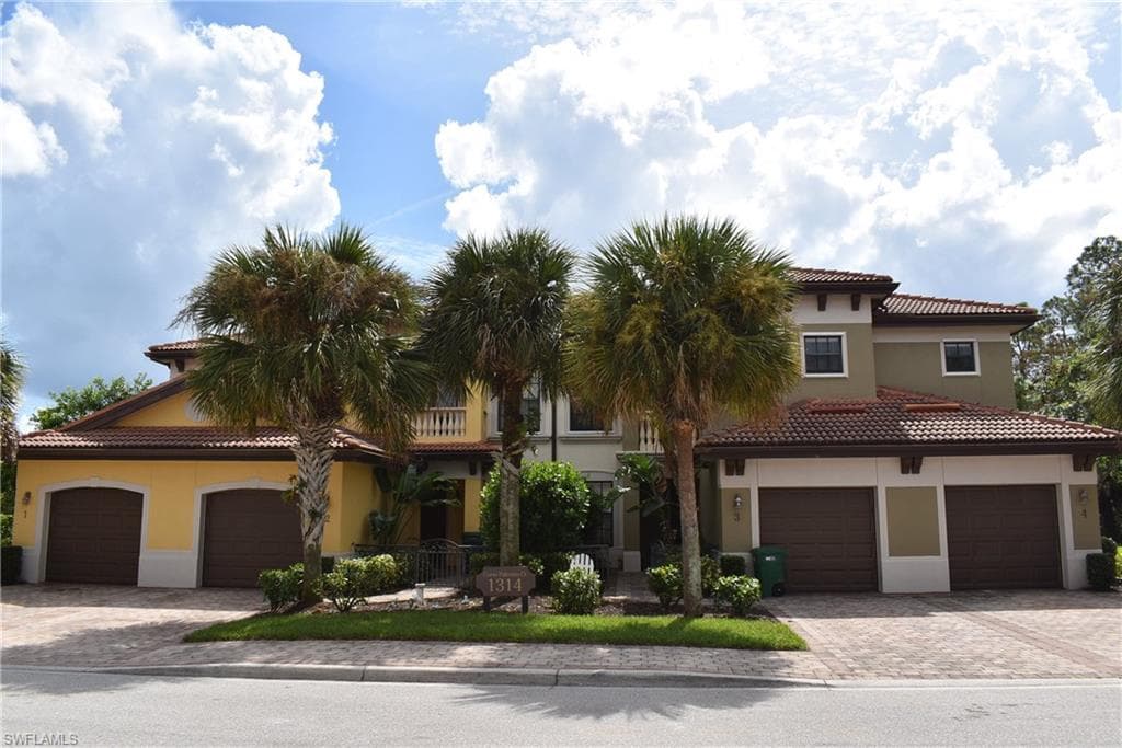 1314 Corso Palermo CT 4 NAPLES, FL 34105