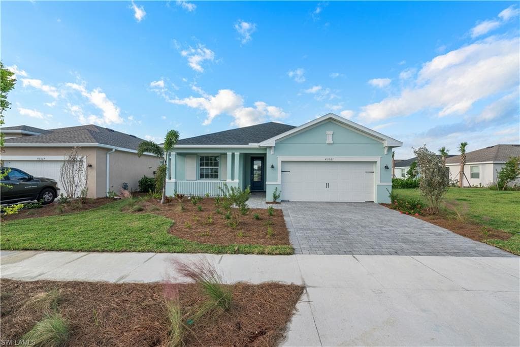 43521 Treadway DR Babcock Ranch, FL 33982