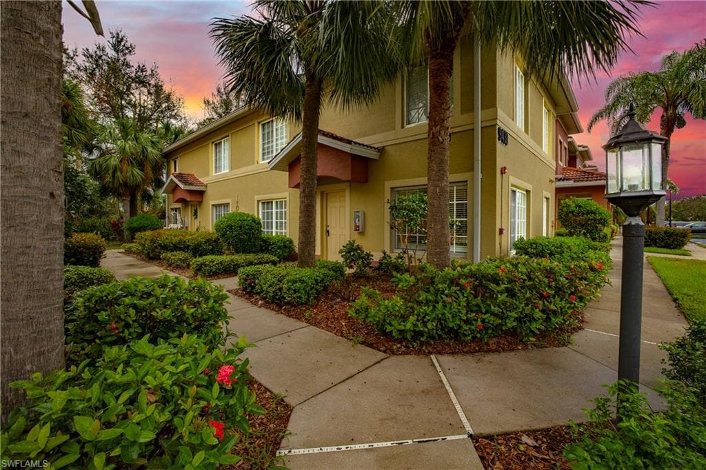 9430 Ivy Brook RUN 402 FORT MYERS, FL 33913