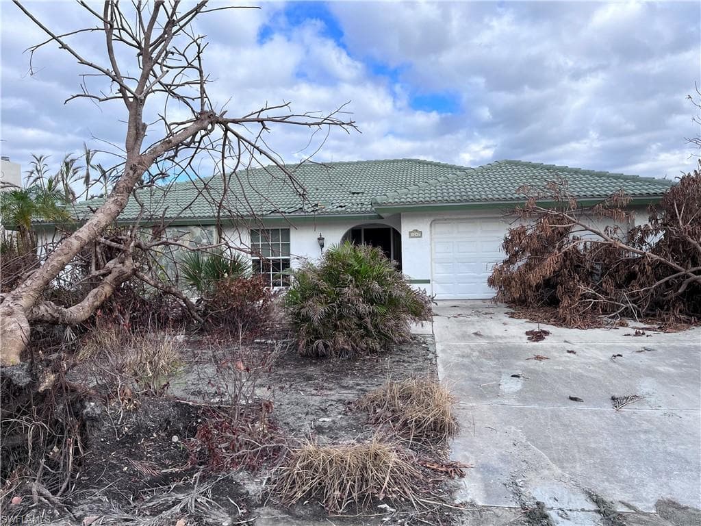 1047 Sand Castle RD SANIBEL, FL 33957