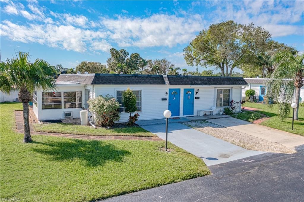 41 Hamlin CT LEHIGH ACRES, FL 33936