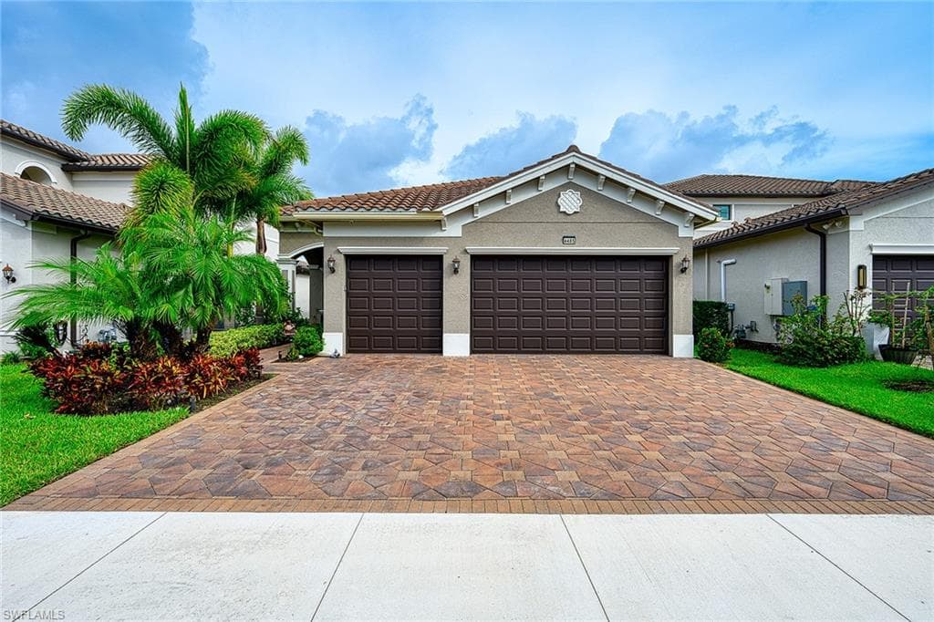 4485 Kensington CIR NAPLES, FL 34119