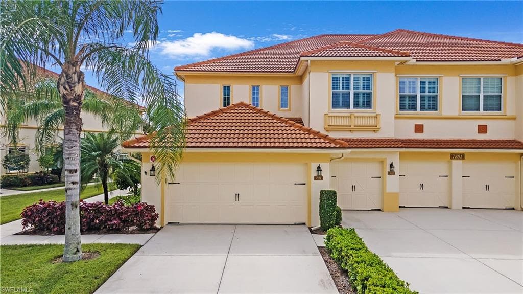 7881 Clemson ST 201 NAPLES, FL 34104
