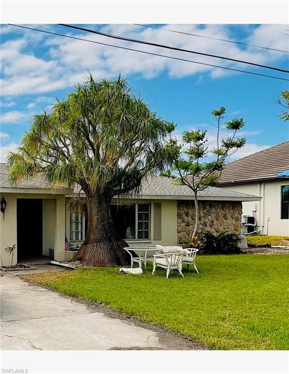 5226 Seminole CT CAPE CORAL, FL 33904