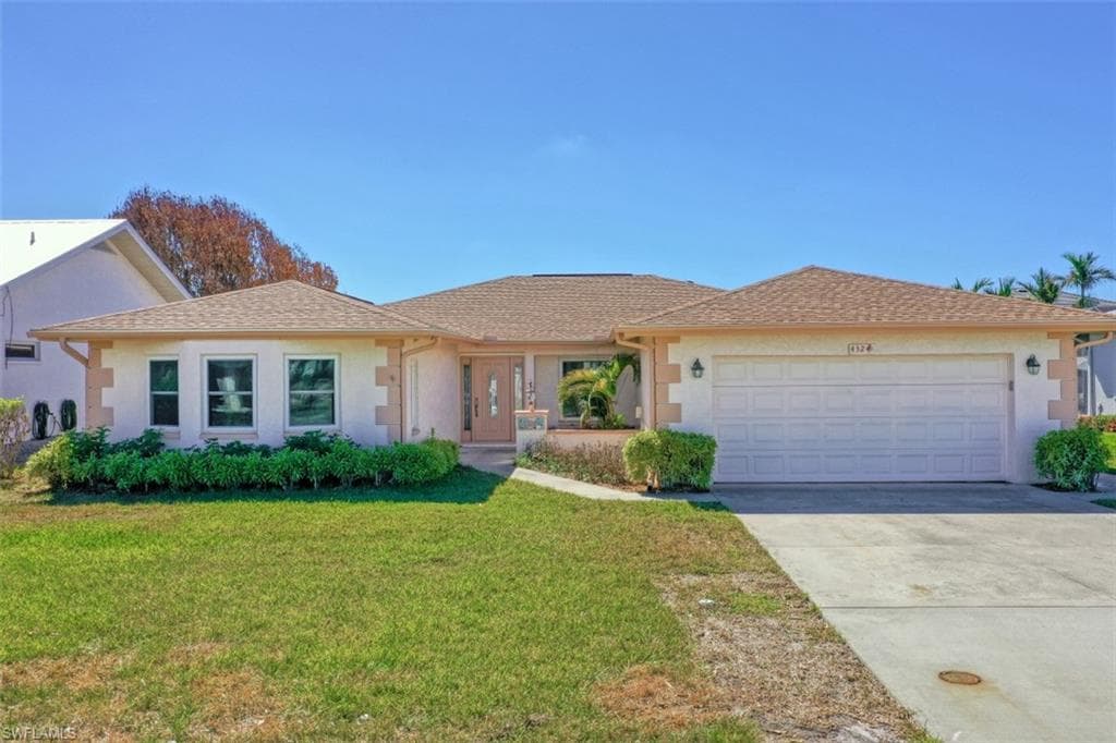 432 Flamingo AVE NAPLES, FL 34108