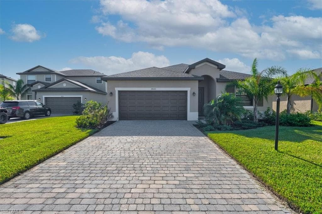 14600 Monrovia LN FORT MYERS, FL 33905