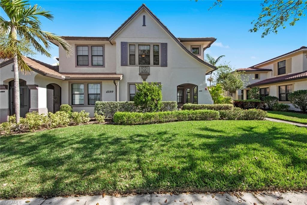 1399 Santiago CIR 1103 NAPLES, FL 34113