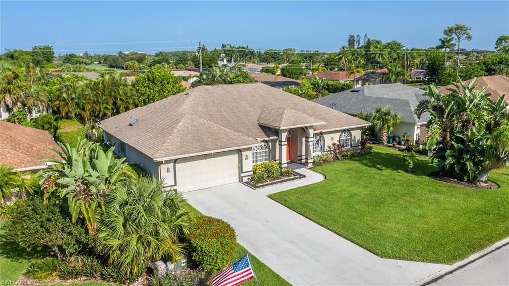 457 Raven WAY NAPLES, FL 34110