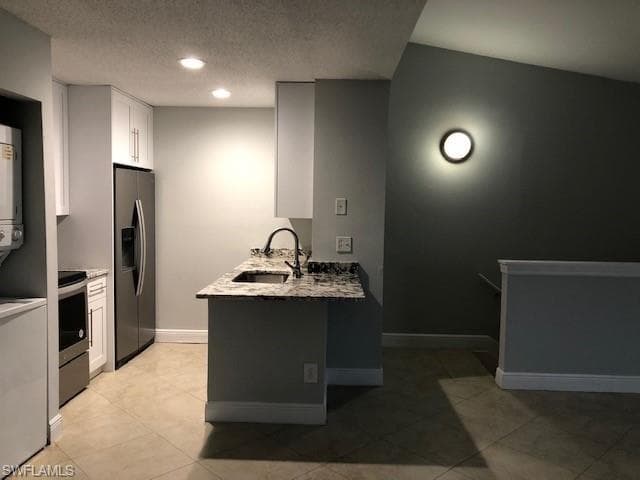 185 SANTA CLARA DR 11 NAPLES, FL 34104