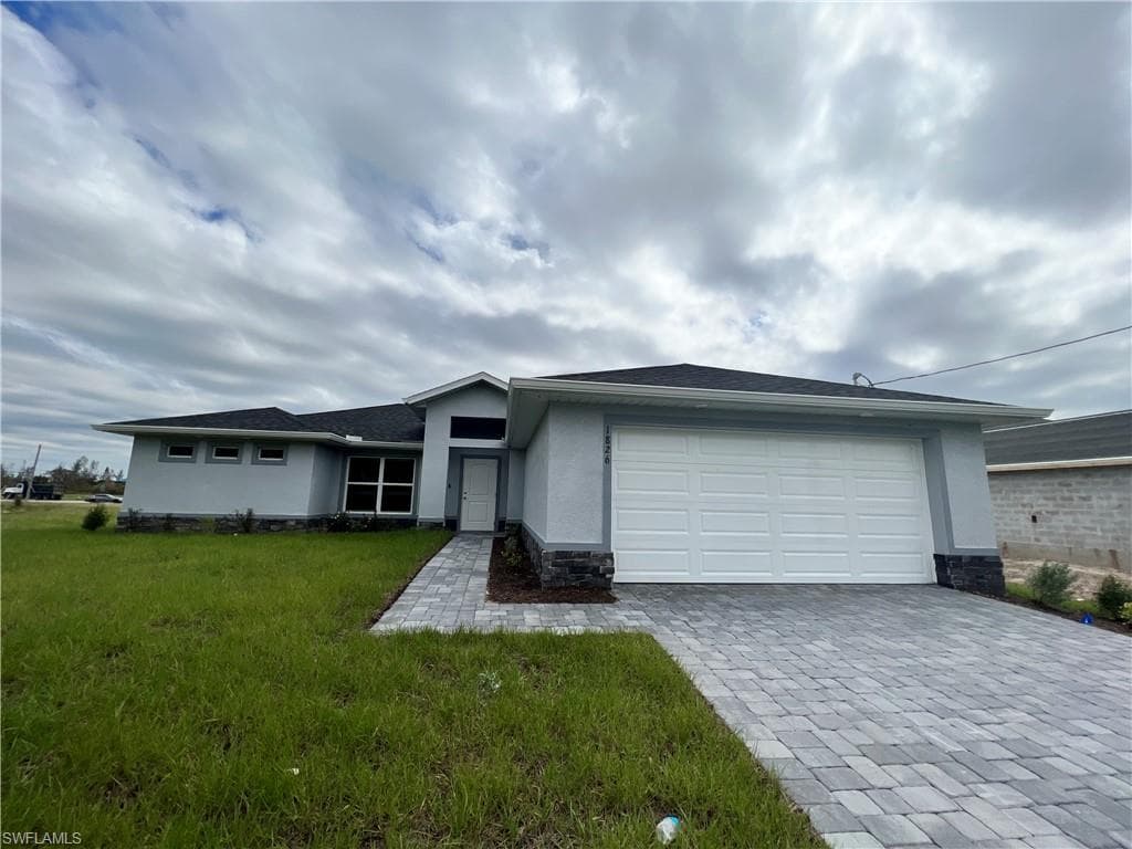 1826 NE 34th LN CAPE CORAL, FL 33909