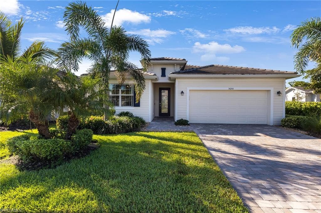 3650 Crimson LN FORT MYERS, FL 33916