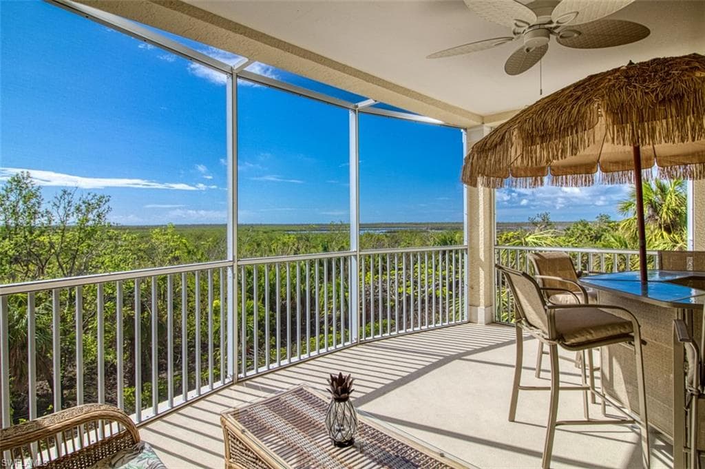 20061 Sanibel View CIR 205 FORT MYERS, FL 33908