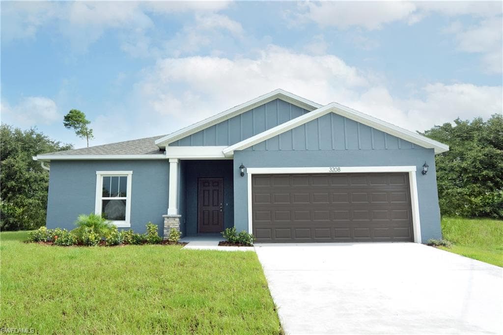 361 Portage AVE LEHIGH ACRES, FL 33974