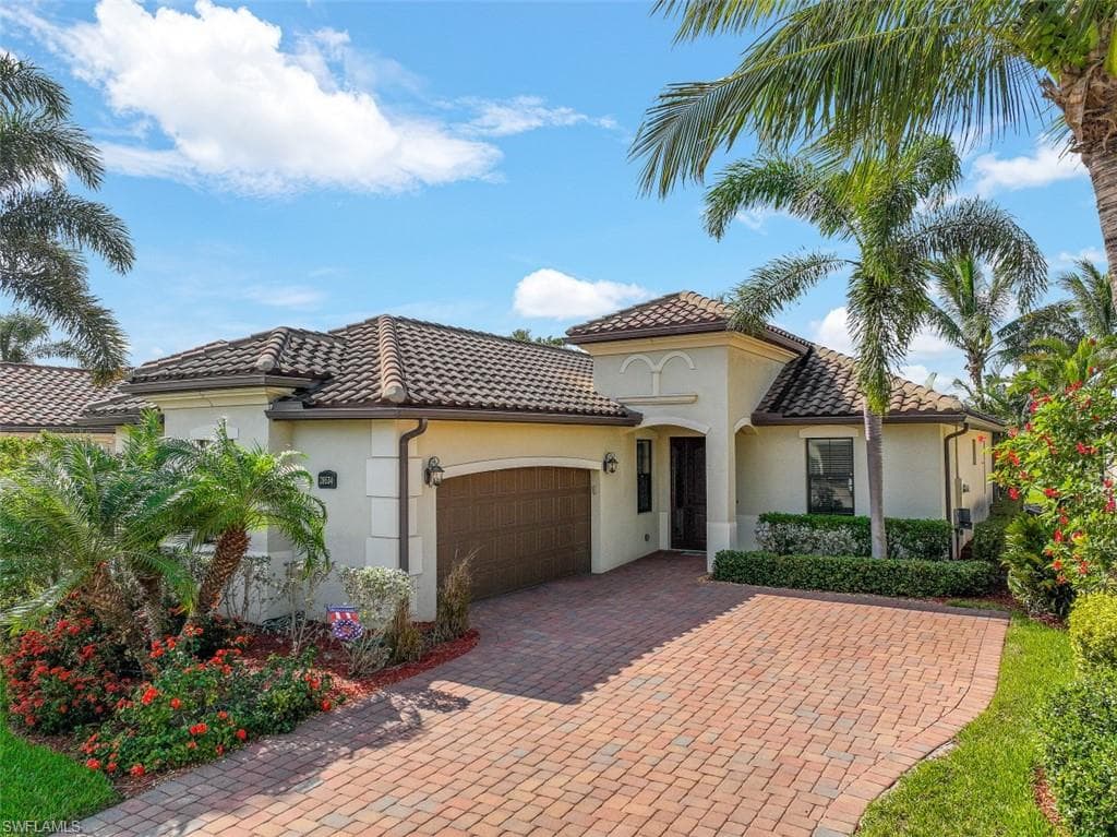28534 Westmeath CT BONITA SPRINGS, FL 34135