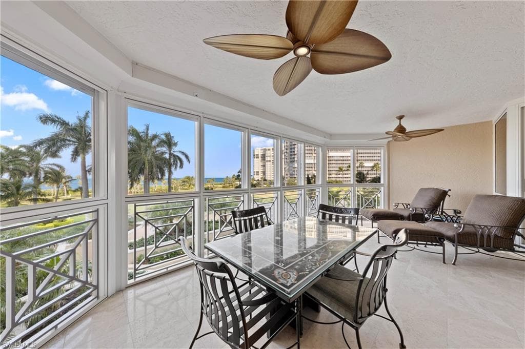 4021 Gulf Shore BLVD N 202 NAPLES, FL 34103