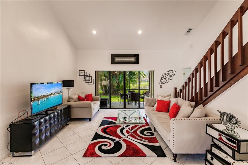 908 Augusta BLVD A-907 NAPLES, FL 34113