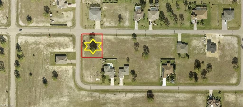 2936 NW 26th TER CAPE CORAL, FL 33993