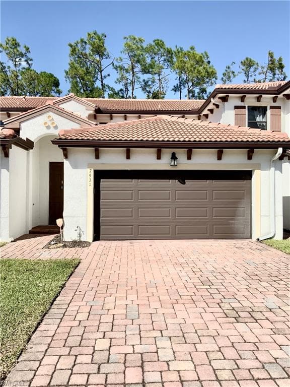 7971 Bristol CIR NAPLES, FL 34120
