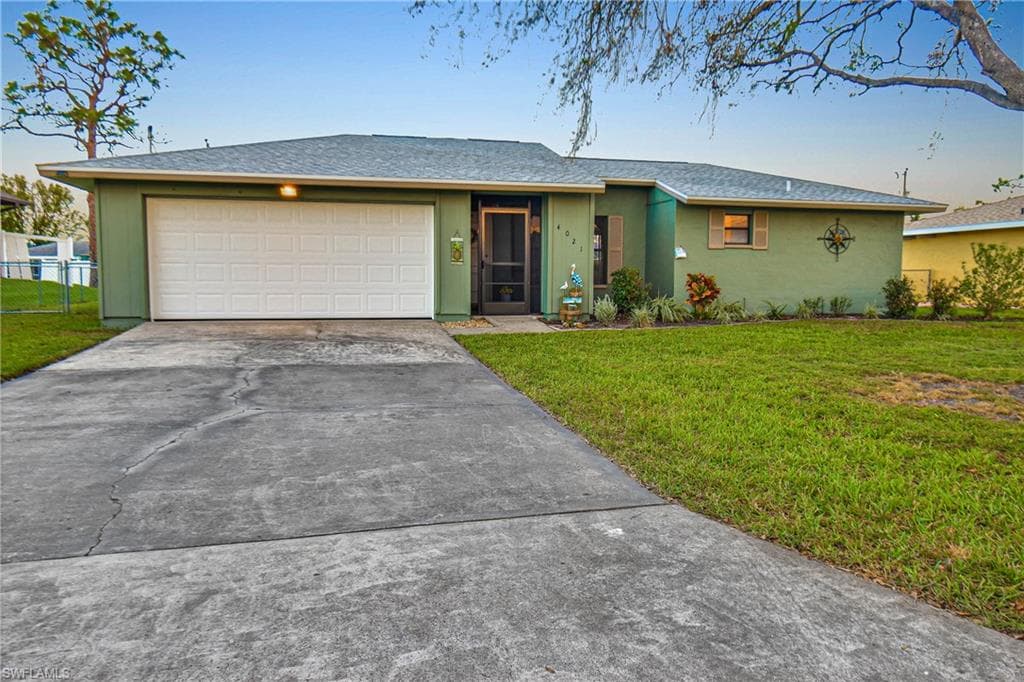 4021 SE 1st CT CAPE CORAL, FL 33904