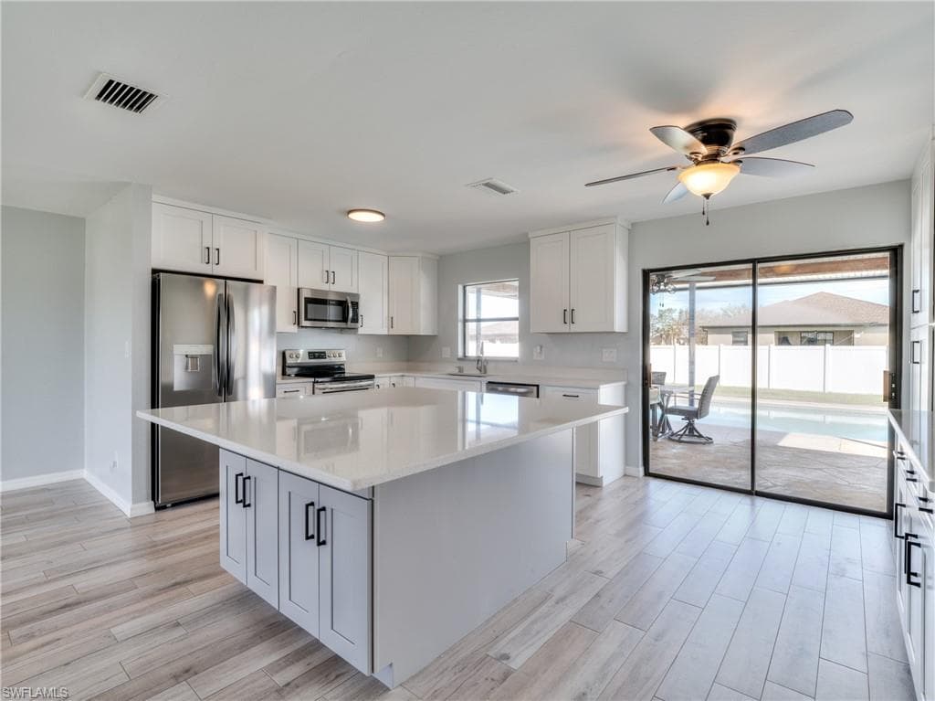 1217 11th ST CAPE CORAL, FL 33991