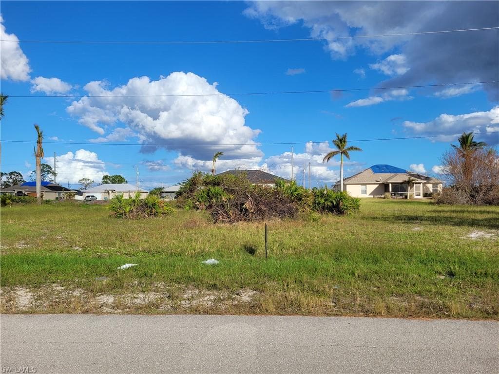2011 NW 25th AVE CAPE CORAL, FL 33993