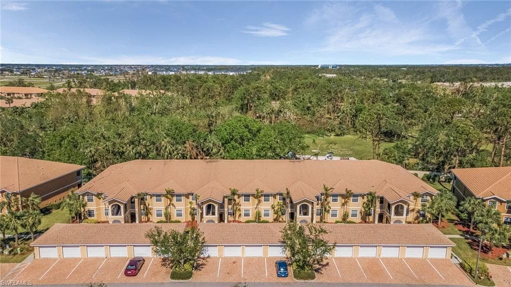 1101 Winding Pines CIR 205 CAPE CORAL, FL 33909